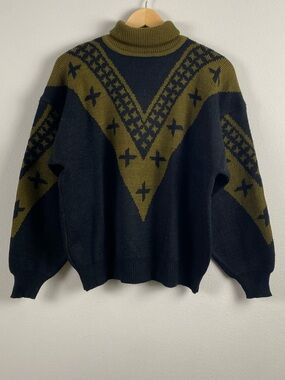 Cosi L’uomo Vintage Knit Long Sleeve Turtleneck Sweater | Black/Olive